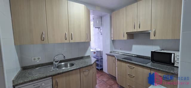 AMPLIO PISO EN ZONA JEFATURA DE TRÁFICO-REINA MERCEDES — foto 5
