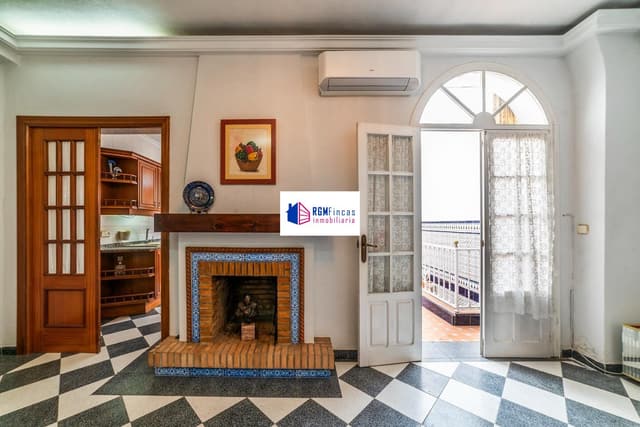 CASA DE 4 DORMITORIOS CON SOTANO EN HUERTA DE SANTA TERESA — foto 3