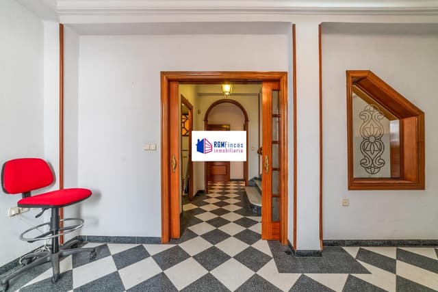CASA DE 4 DORMITORIOS CON SOTANO EN HUERTA DE SANTA TERESA — foto 4