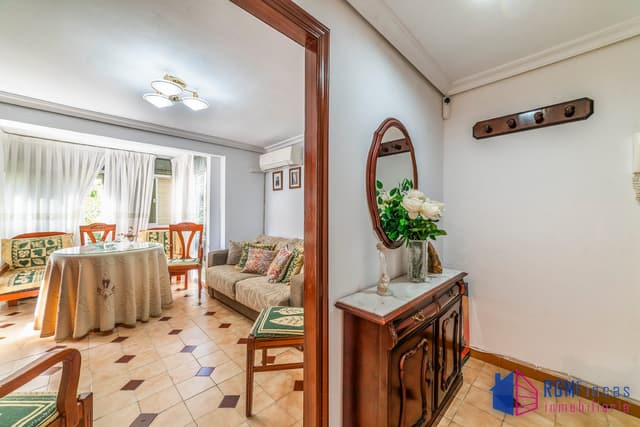 PISO JUNTO AL GRECO EN BUEN ESTADO — foto 3
