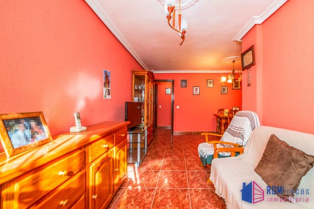 Piso exterior de 3 dormitorios con trastero en San Pablo C, en una cómoda primera planta — foto 3